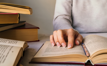 The Pros and Cons of Using AI Publishing Platforms for Your Next Book Publishing Platforms