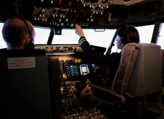 Finding the Ideal Gift for Pilots and Aviation Crew: Tips and Suggestions