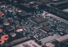 8 Strategic Ways to Minimize Electronic Waste 8 Strategic Ways to Minimize Electronic Waste