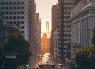 A Guide to Transportation Options in the Bay Area Transportation in the Bay Area