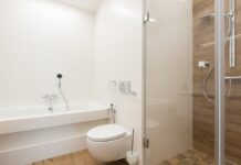 Utilizing Bathroom Space with Custom Shower Doors Bathroom Space