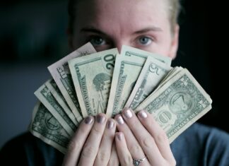 Maximize Your Cash Flow With Early Direct Deposit cash flow