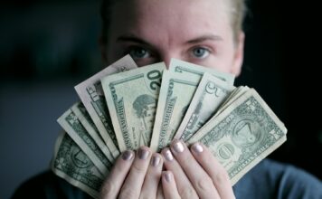 Maximize Your Cash Flow With Early Direct Deposit cash flow