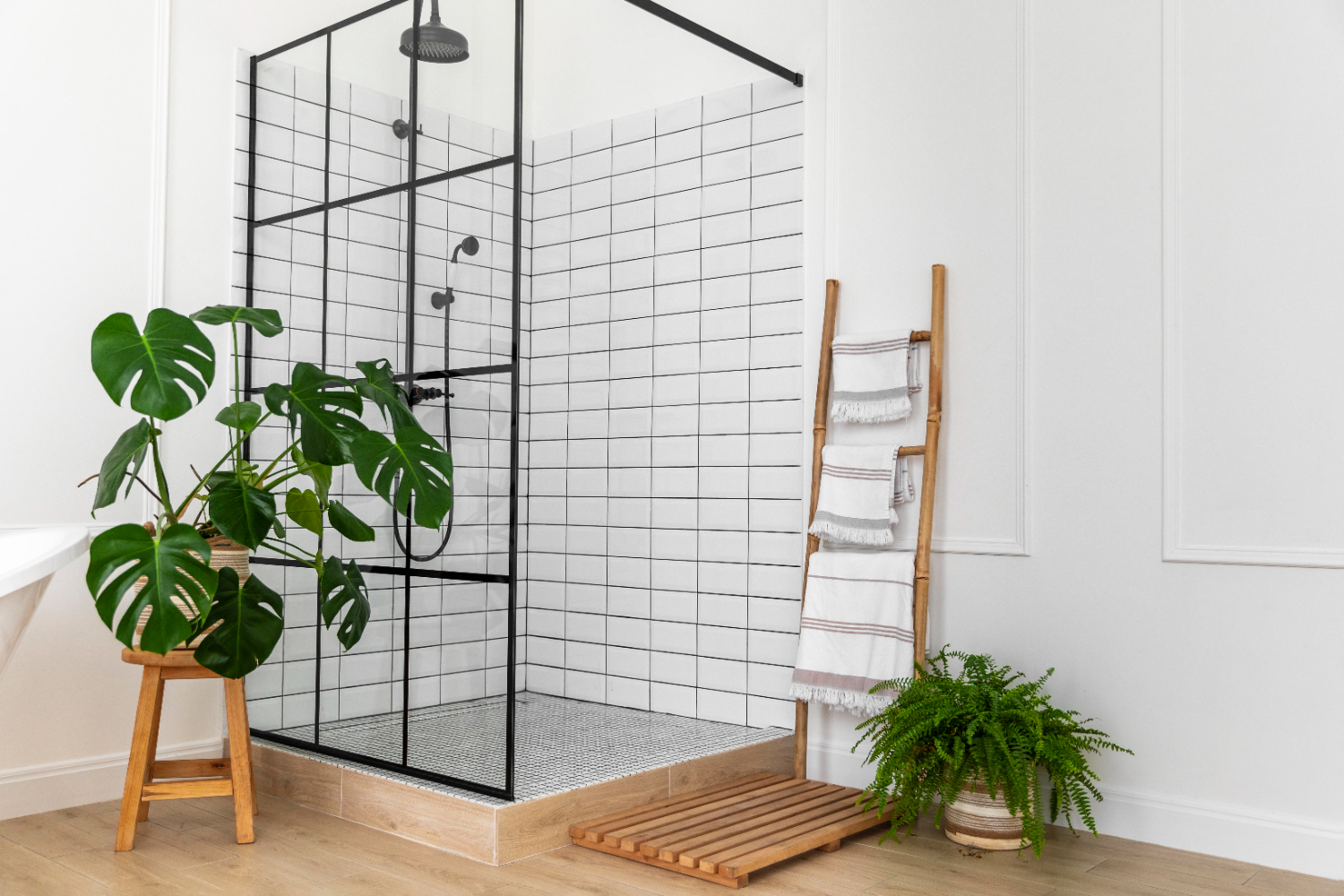 How To Choose the Right Shower Panels For Your Bathroom