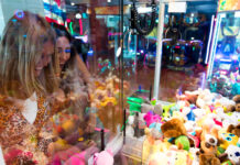 The Best Plush Toys for Claw Machines: What Actually Gets Picked Up? Claw Machines