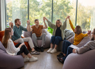 Why Community Living Has Become Popular for Seniors Community Living