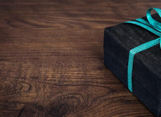 Elevate Employee Morale With These Unique Corporate Gift Ideas Corporate Gift Ideas