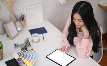 The Art of Crafting SEO Content That Engages and Converts Readers