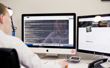 Create websites & Flash MySpace layouts with Wix.com