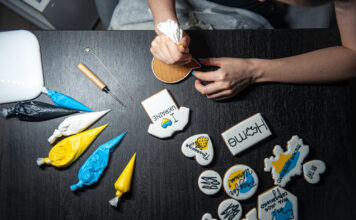 Creative Ways Organizations Use Custom Pins to Build Community Spirit Custom Pins