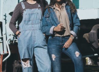 Comparing Denim Vs. Other Fabrics