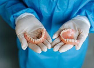Choosing Dental Implants Over Traditional Dentures: What You Should Know