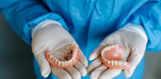 Choosing Dental Implants Over Traditional Dentures: What You Should Know