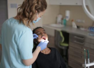 Top Signs You Need An Emergency Dental Extraction Immediately Emergency Dental Extraction