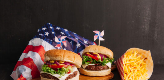 Famous Hollywood Fast Food: An Exploration of Tinseltown’s Most Famous Dining Locations Famous Hollywood Fast Food: