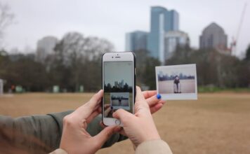 Top 5 Must-Have Features of a Free Fax App for iPhone Fax App for iPhone