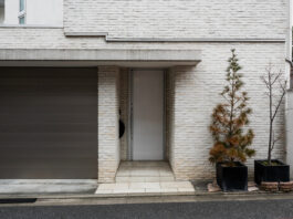 Enhancing Curb Appeal and Security with Modern Garage Door Solutions Garage Door