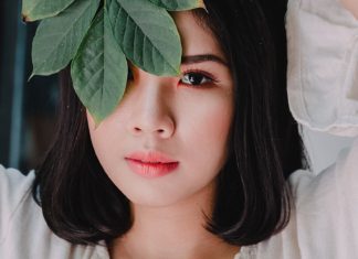 Genucel on Treating the Eye Area Genucel on Treating the Eye Area