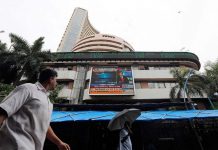 Global markets cast shadow over Sensex