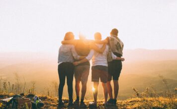 Making the Most of Group Travel: Tips and Tricks for Using Charter Services Group Travel