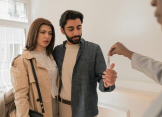 How to Make Your First Home Purchase a Smooth Experience