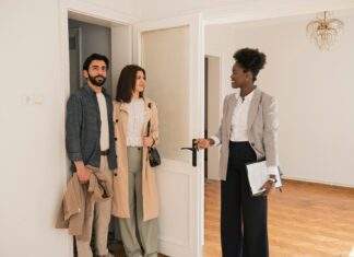 Turn a Stressful Home Sale into a Smooth Process