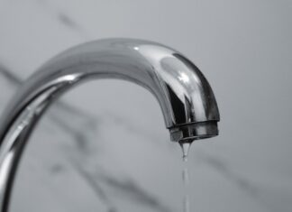 How To Handle a Household Water Emergency Handle a Household Water Emergency