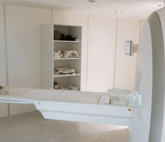 Hyperbaric Oxygen Chamber Therapy: Benefits and Treatment Criteria Hyperbaric Oxygen