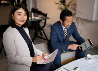 How Do Licensed Lenders Handle Late Payments for Instant Loans in Singapore? Instant Loans