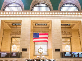 JPMorgan Chase Plans Marquee Downtown Branch as Two Locations Merge JPMorgan Chase