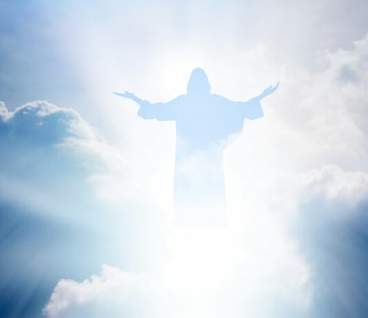 How Jesus Became a Beacon: Lessons on Light and Hope from Scripture