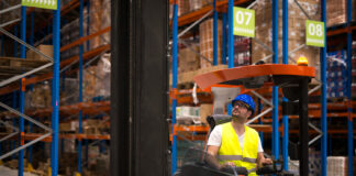 7 Ways Modern Lift Equipment Streamlines Your Warehouse Lift Equipment