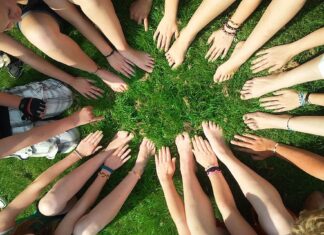From Isolation to Connection: Why Staying Connected Through Local Recovery Groups Makes a Difference Local Recovery Groups