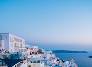 The Best Way to Stay in Luxury Villas in Santorini with Le Collectionist: A 2026 Guide Luxury Villas in Santorini