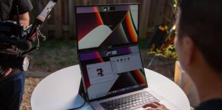 The Role of Portable Monitors in Hybrid Work Models Portable Monitors