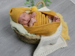 From Hospital Bracelet to First Smile: Preserving Newborn Milestones In Pictures From Hospital Bracelet to First Smile: Preserving Newborn Milestones in Pictures