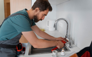 Reasons You Should Hire A Professional Plumber Professional Plumber