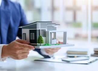 Finding the Right Real Estate Agent: A Crucial Partnership Real Estate Agent