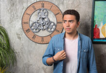 Knowing When It’s Time to Move: Recognizing the Signs and Embracing Change Recognizing