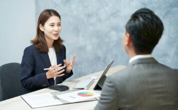 Efficient Hiring Strategies: Streamlining the Recruiting Process from Interviewing to Onboarding Recruiting Process from Interviewing
