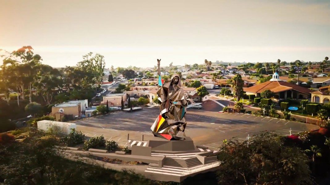 Redesigned Statue Of Liberty To Be Built On US-Mexico Border Redesigned Statue Of Liberty To Be Built On US-Mexico Border