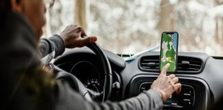 Staying Safe and Informed With Rideshare Services: A Comprehensive Guide Rideshare Services