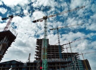 How To Choose The Right Construction Company For Your Commercial or Residential Needs Right Construction Company