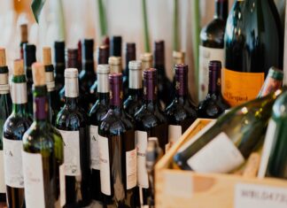 How To Choose The Right Wine For A Special Occasion Or Event Right Wine For A Special Occasion Or Event