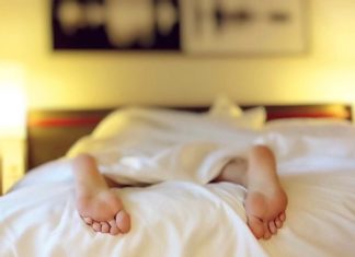 Simple Things You Can Do at Work to Stay Productive Work to Stay Productive