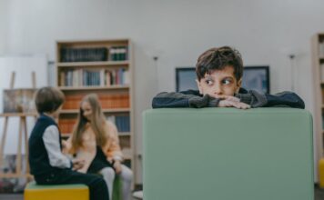 Expert Approaches to Enhancing Social-Emotional Learning in Schools and Communities Social Emotional Learning