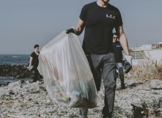 Spring Cleaning: The Benefits of Working With a Professional Junk Removal Service Spring Cleaning