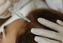 The Evolution and Technicalities of Follicular Unit Extraction: A Comprehensive Insight Follicular Unit Extraction