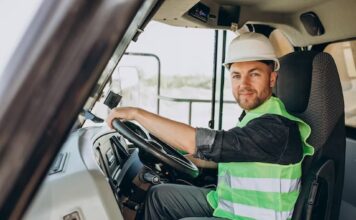 The Ultimate Guide To Finding The Right Truck Driving Recruiter Truck Driving