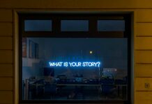 Neon Signage Trends Shaping Retail Store Aesthetics Trends Shaping